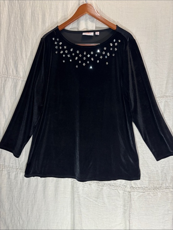 Quacker Factory Tops - Quacker Factory Black Velvet Rhinestone Embellished Tunic Blouse Size 1X EUC
